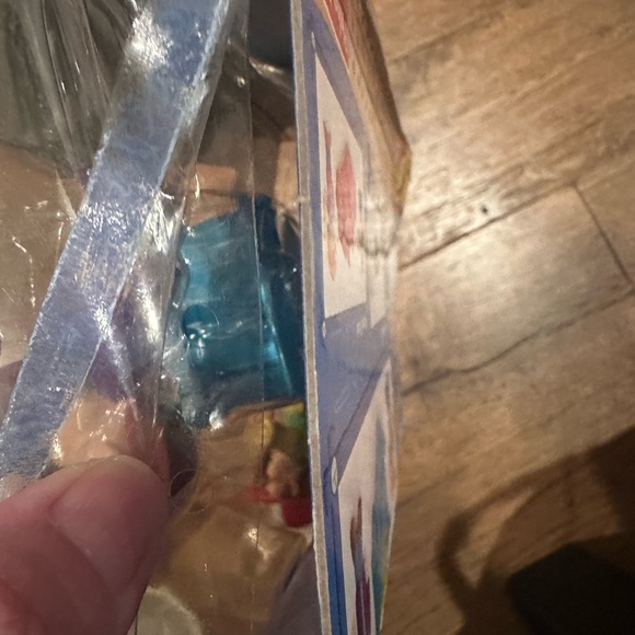 Disney - Picture 7 of 11